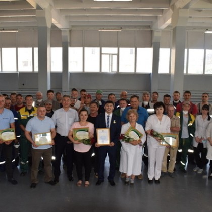 2 июня 2020 года компания ТОО «Астана-Нан» поздравила сотрудников Степногорского химического завода «Astana-Nan Chemicals» с Днем Химика.